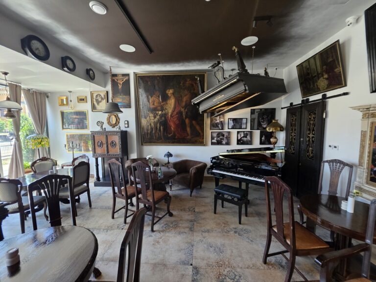 Piękne miejsca z fortepianem